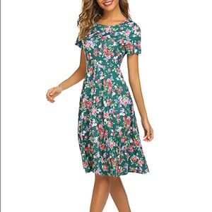 Floral skater flared dress 💐